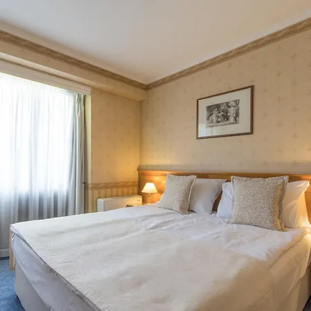 Downtown 4* 索菲亞