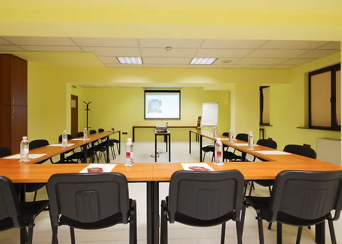 Downtown Ξενοδοχείο 4*