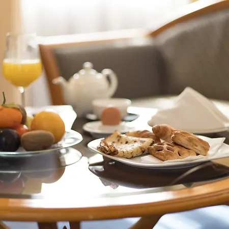 Hotel Downtown - Location In The Heart Of Sofia