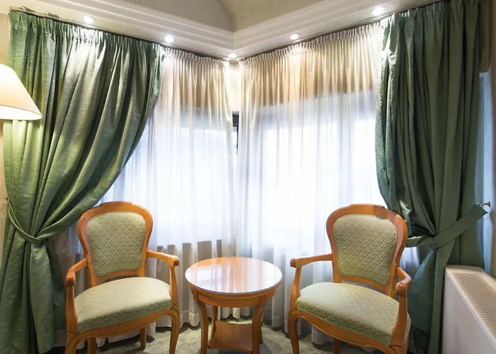 Хотел Downtown 4*